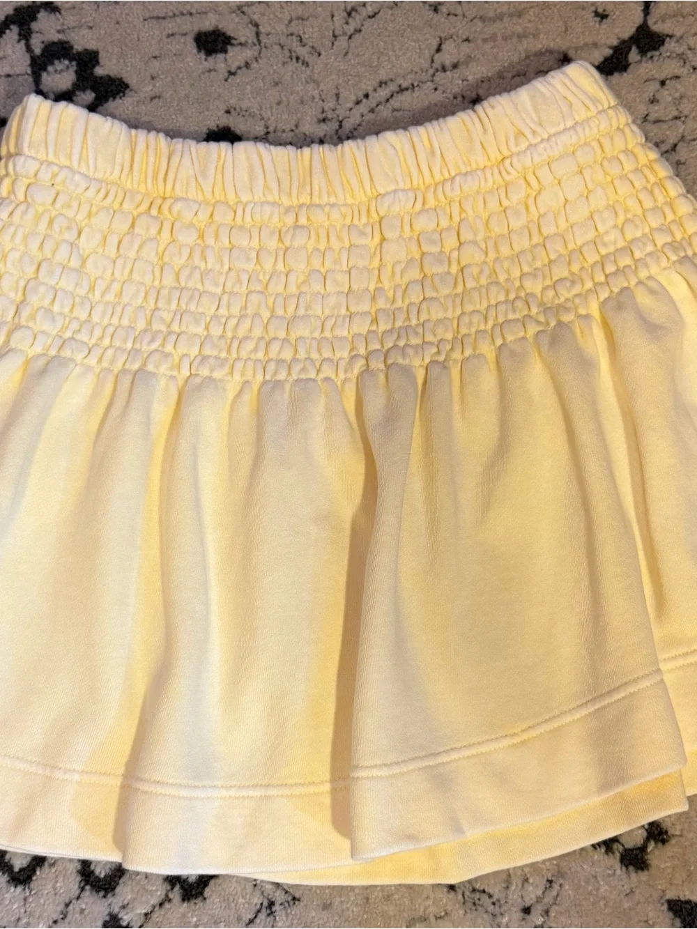 Aerie Women’s Yellow Skirt Mini Elastic Waist Size L NWT!